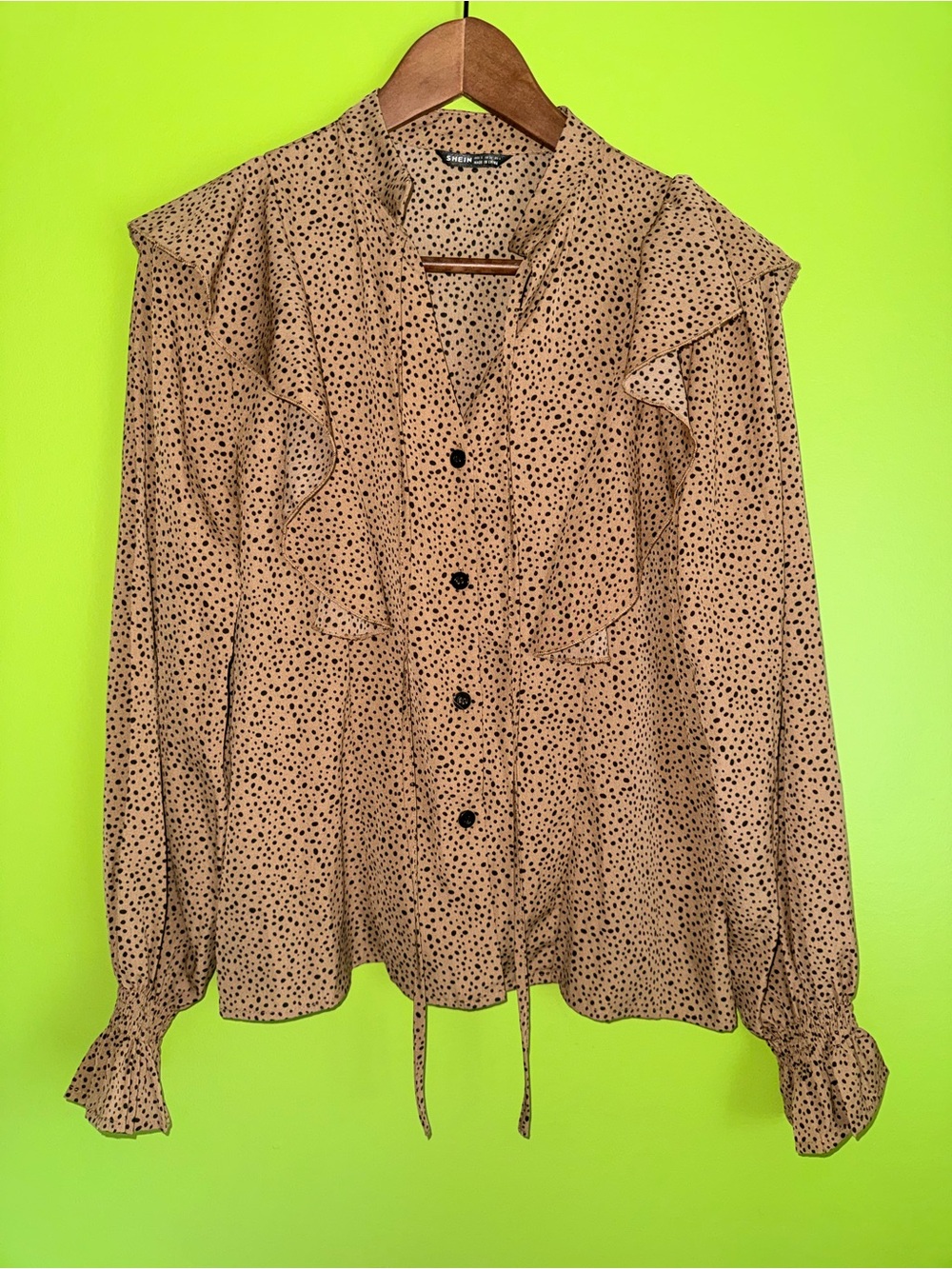 SHEIN S Dalmatian Spot Ruffle Tie Neck Blouse Brown Black